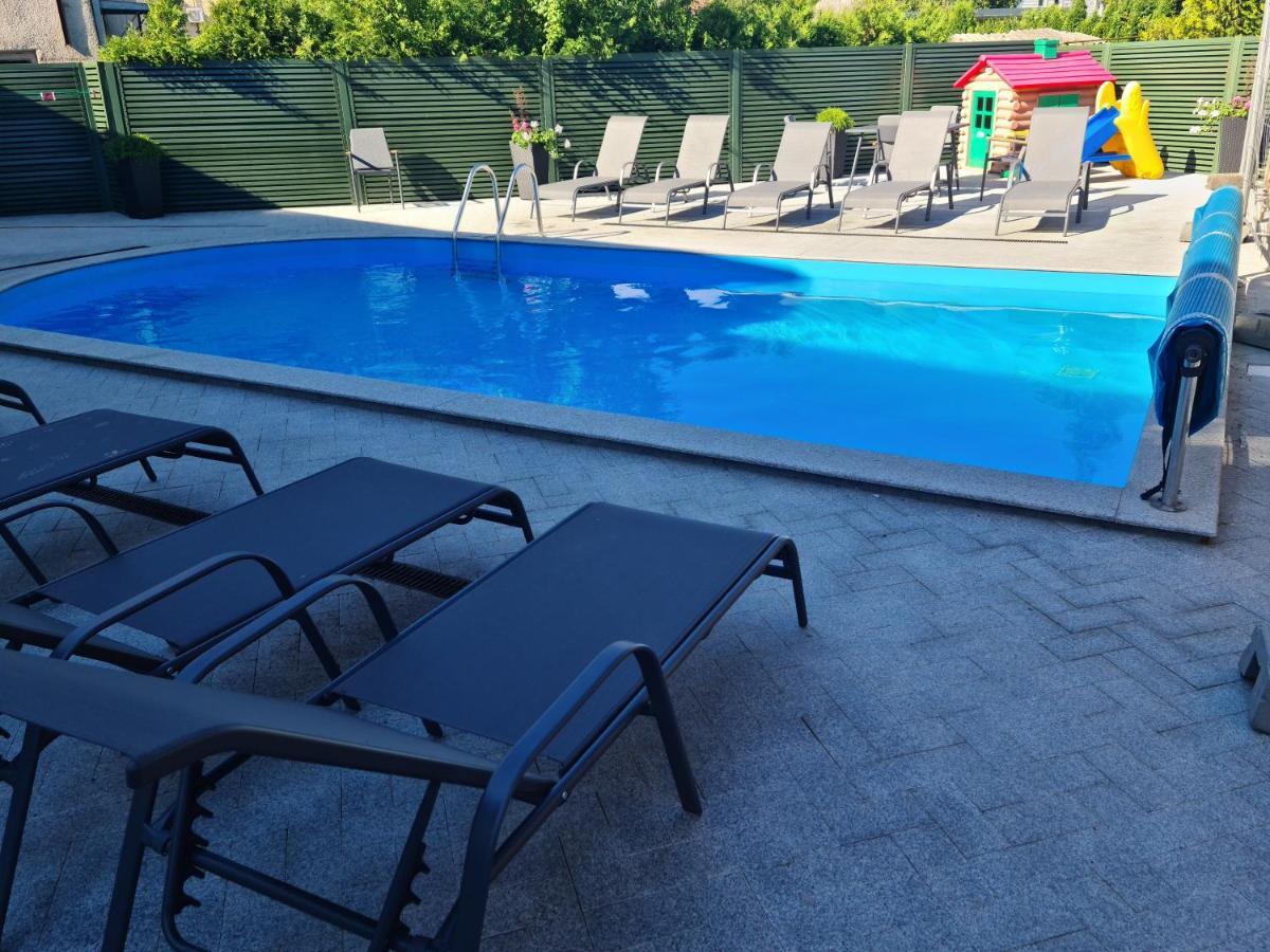 Hotel Medziotoju Kiemelis à Palanga Extérieur photo