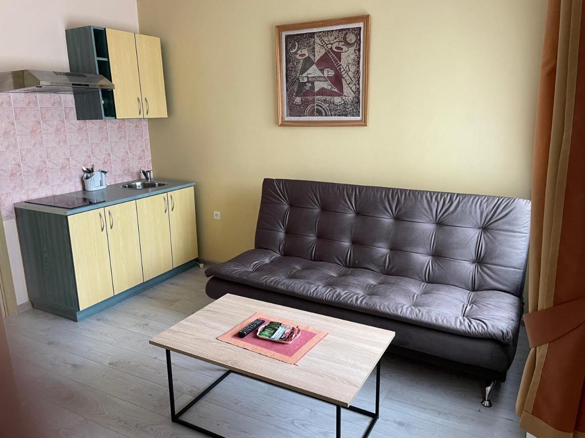 Hotel Medziotoju Kiemelis à Palanga Extérieur photo