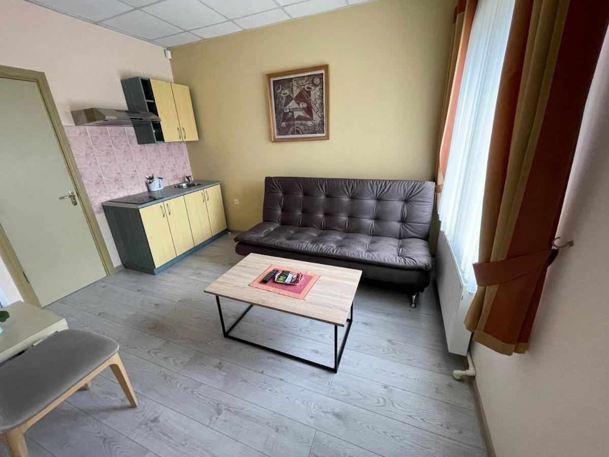 Hotel Medziotoju Kiemelis à Palanga Extérieur photo