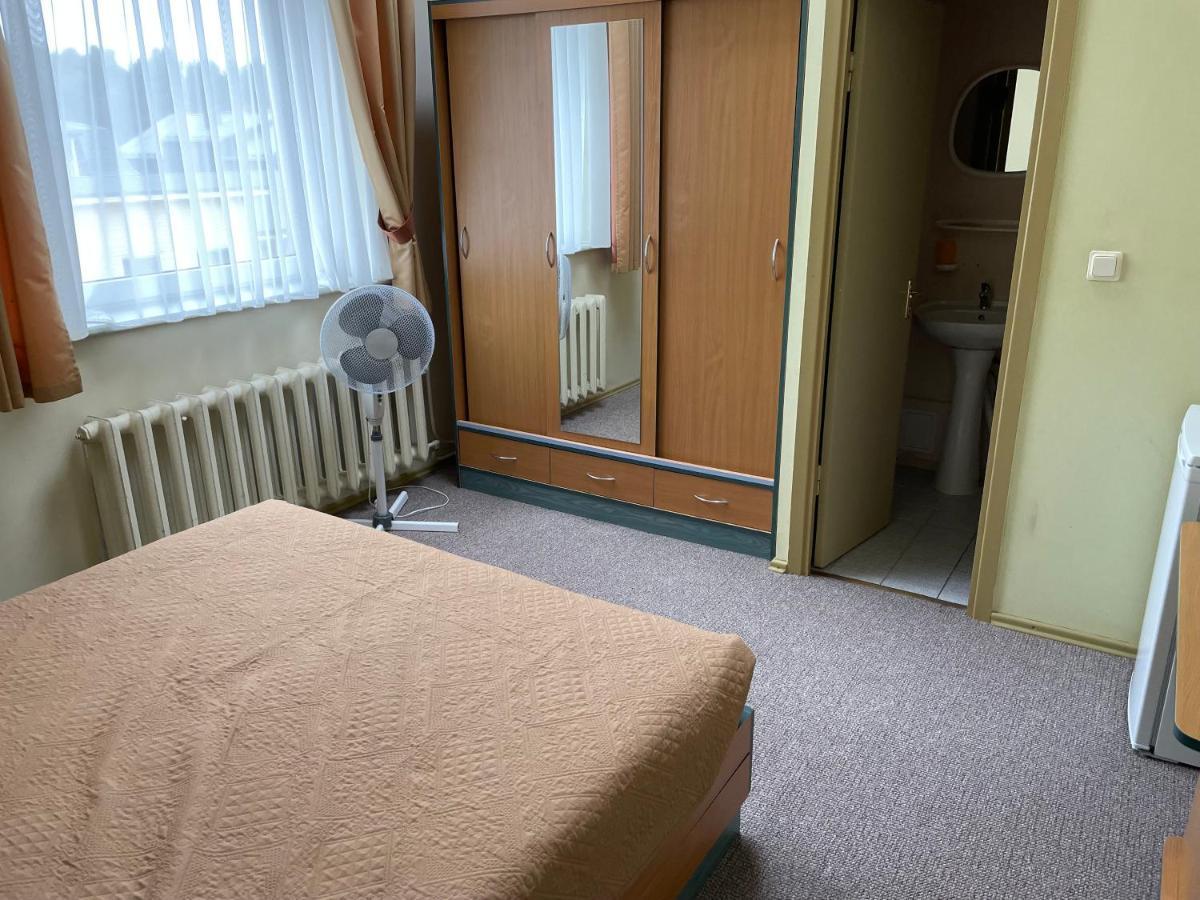 Hotel Medziotoju Kiemelis à Palanga Extérieur photo