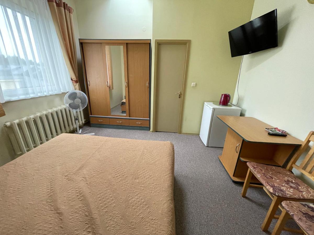 Hotel Medziotoju Kiemelis à Palanga Extérieur photo