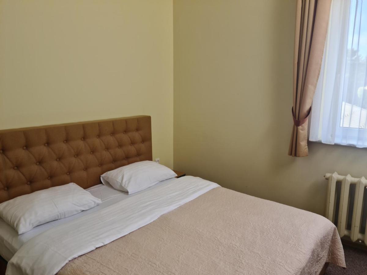 Hotel Medziotoju Kiemelis à Palanga Extérieur photo