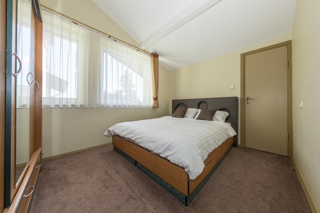 Hotel Medziotoju Kiemelis à Palanga Extérieur photo