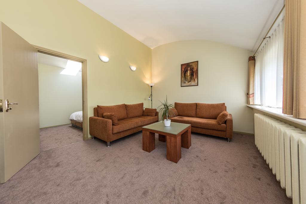 Hotel Medziotoju Kiemelis à Palanga Extérieur photo