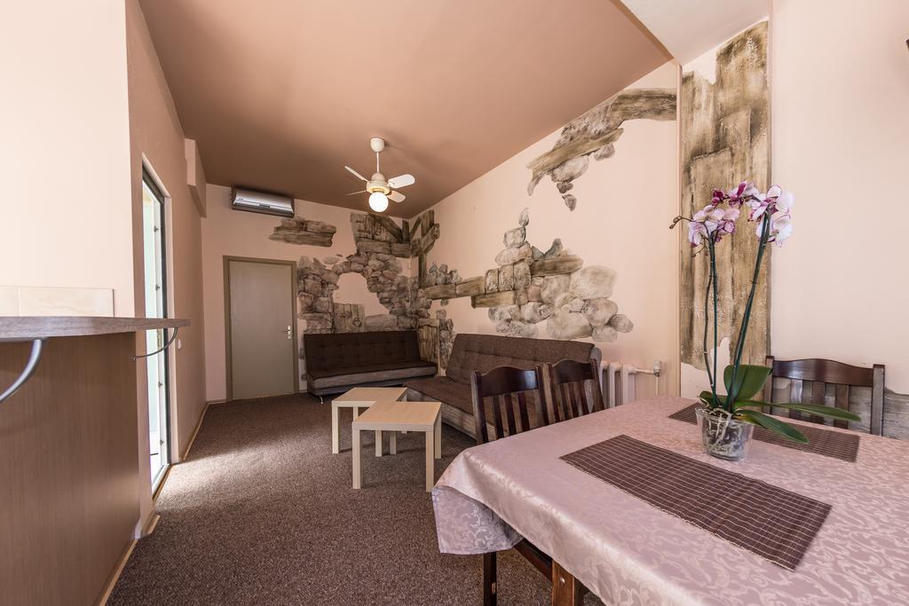 Hotel Medziotoju Kiemelis à Palanga Extérieur photo