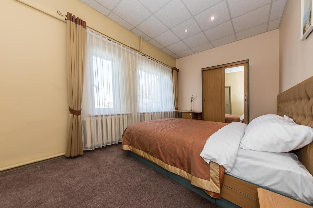 Hotel Medziotoju Kiemelis à Palanga Extérieur photo